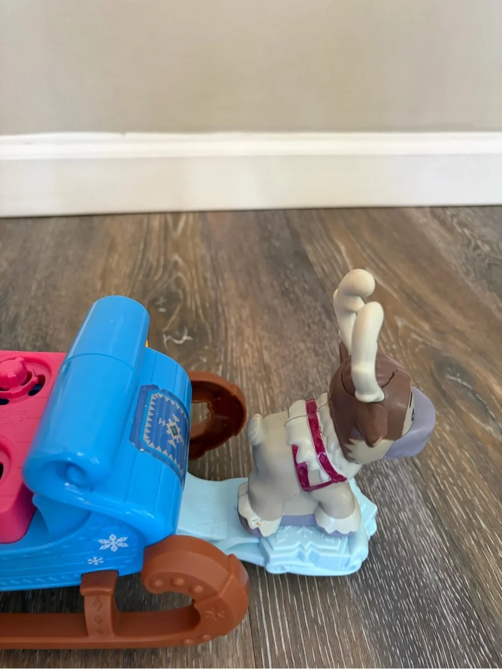 Fisher Price Little People Kristoff’s sleigh as is. Works. Please read